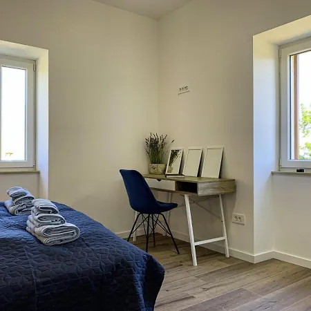 Telma In - Haus Fuer 8-10 Personen Willa Kostrcani