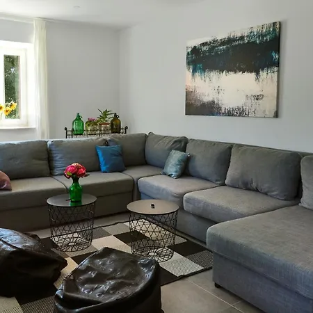 Vila Telma In - Haus Fuer 8-10 Personen *