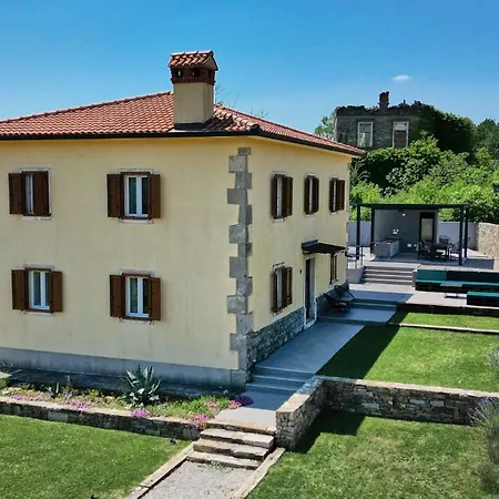 Telma In - Haus Fuer 8-10 Personen Vila Kostrcani