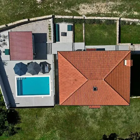 Telma In - Haus Fuer 8-10 Personen * Kostrcani